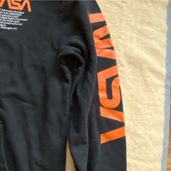 NASA Long Sleeve - Picture 3 of 6